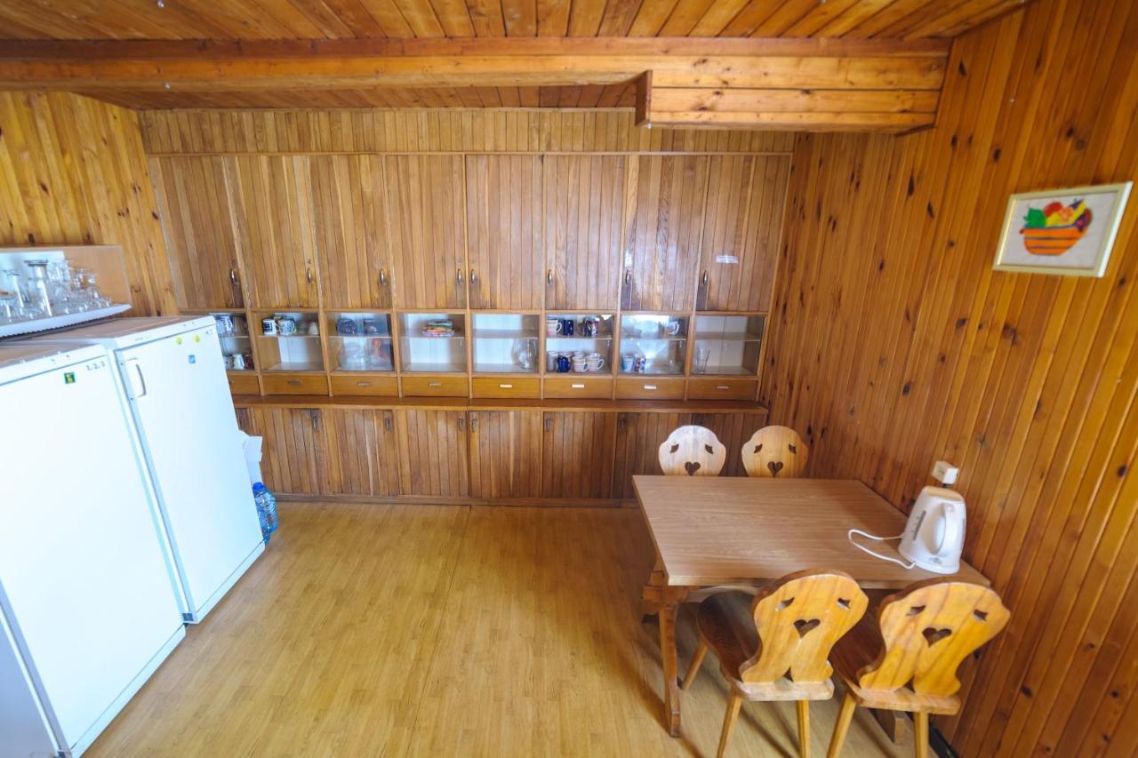 Nostalgija Pervalkoje Hostel Neringa Bagian luar foto