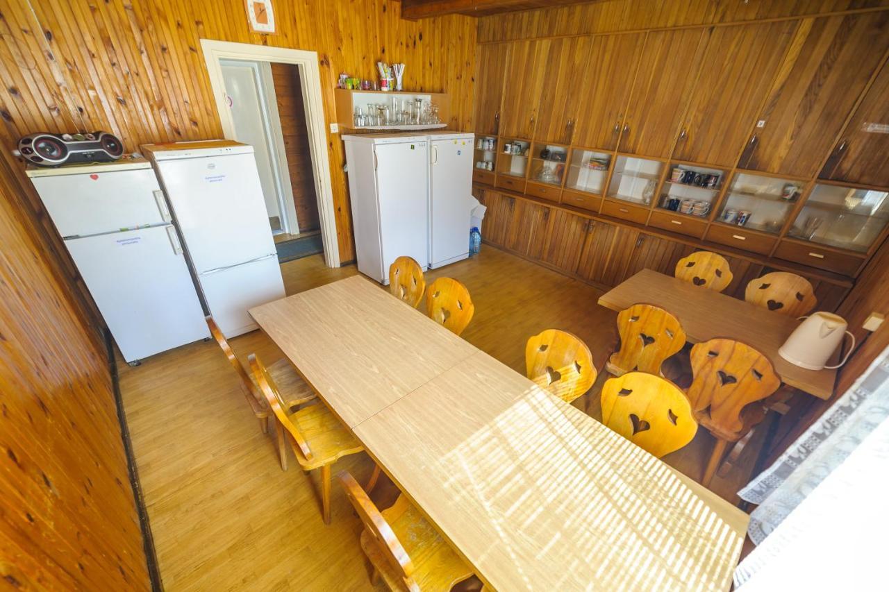 Nostalgija Pervalkoje Hostel Neringa Bagian luar foto