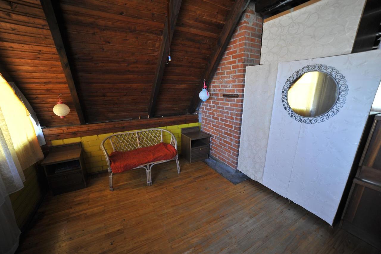 Nostalgija Pervalkoje Hostel Neringa Bagian luar foto
